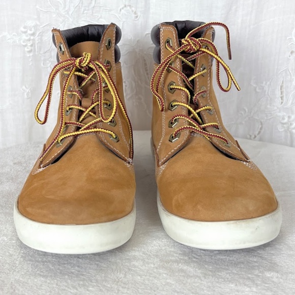 Tiimberland Women's Dausette Sneaker Boots Size 9M 🎉 Host Pick 3X - Picture 7 of 11